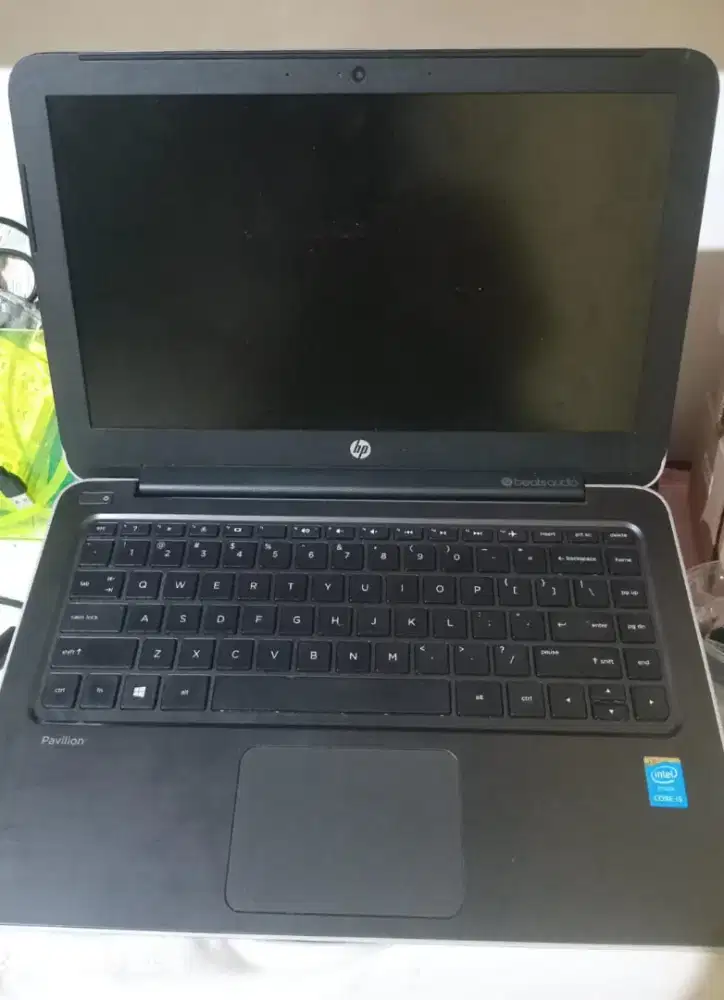 Laptop HP Model B203TU