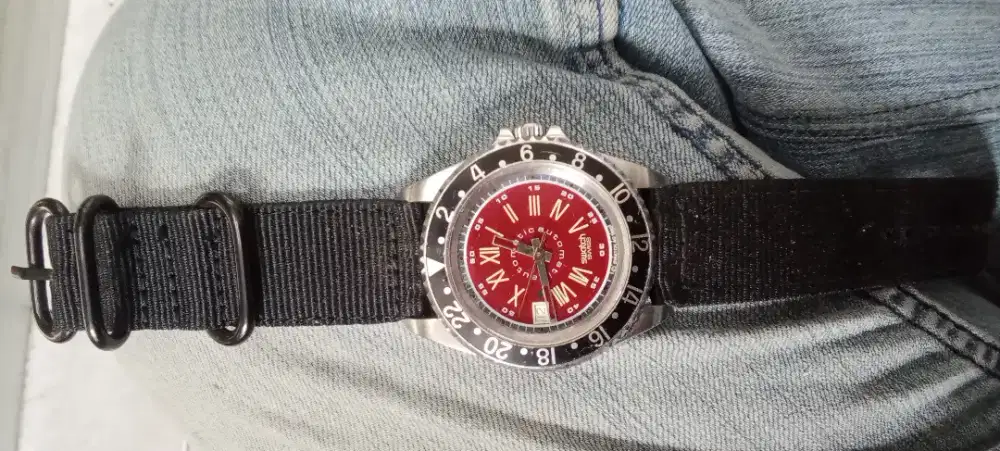 Jam tangan Swatch automatic