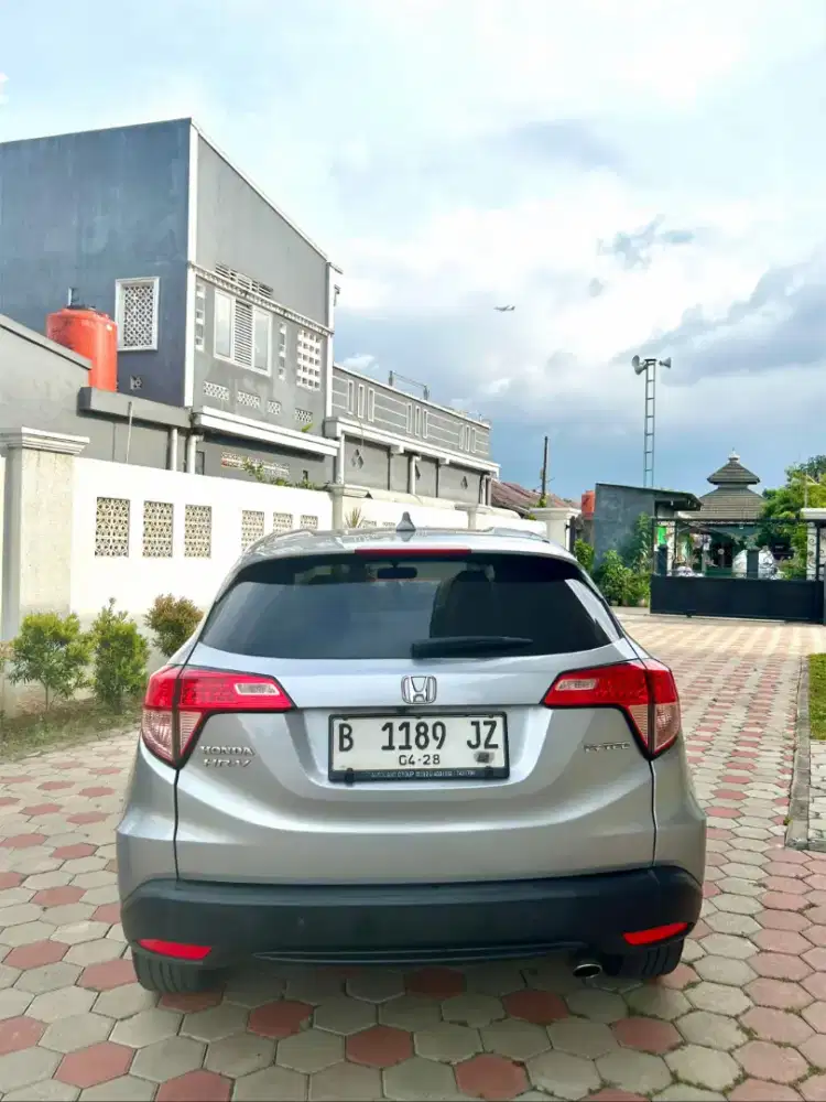 Honda HRV E otomatis 2018