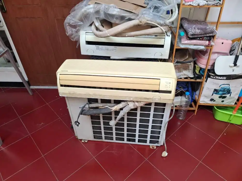 DIJUAL AC BEKAS TOSHIBA 1PK & 0.5PK