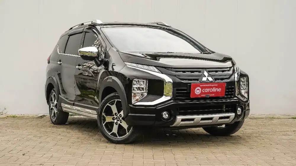 Mitsubishi Xpander 1.5 Cross AT 2021 Hitam -GARANSI 1THN - PAJAK ON