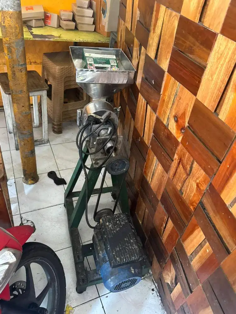 Mesin giling bumbu basah