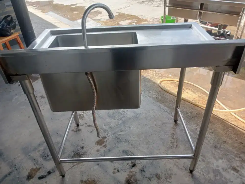 Sink sayap kiri
Uk P 100 L 60 T 85
Lubang P 50 L 40 T 85

Harga 2,5jt