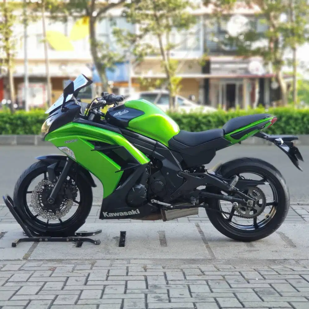 KAWASAKI NINJA 650 ER6F HIJAU 2012 KM 17K PAJAK PANJANG SIAP NGEBUT
