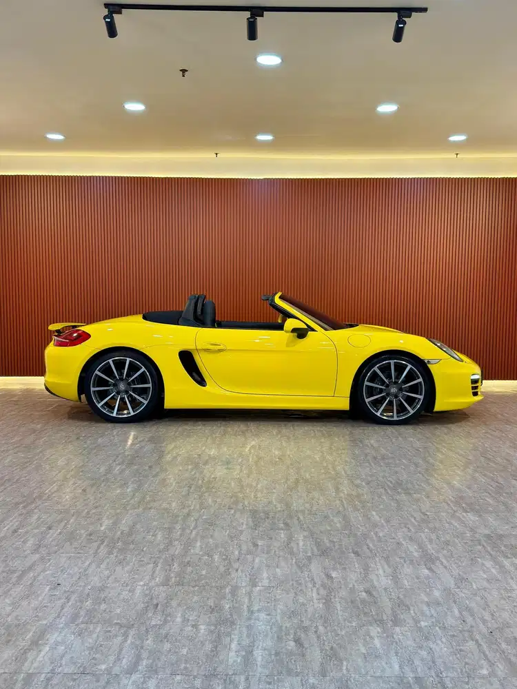[KM 26rb] Porsche 981 Boxster 2.7 PDK 2014, KUNING