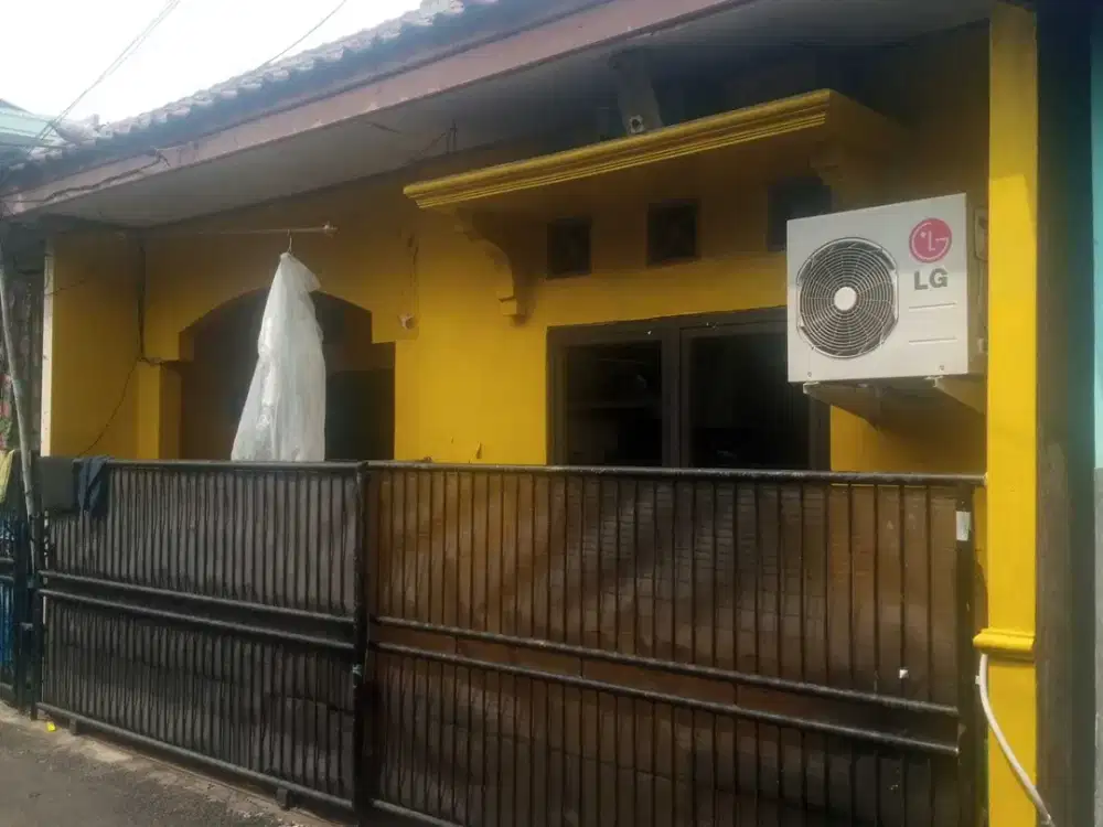 DiJual 2 Rumah Kontrakan Strategis dekat Puskesmas Munjul JakTim