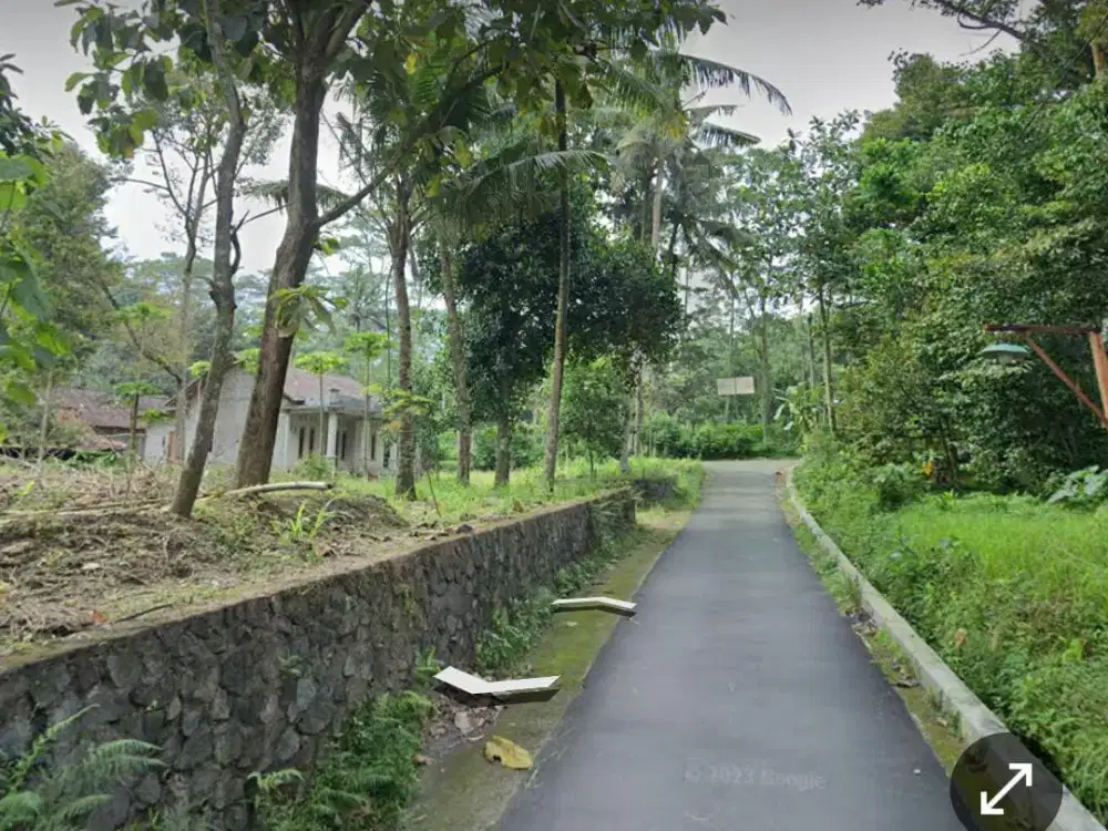 PEKARANGAN DIJUAL DEKAT PASAR KEMBANG, KEMALANG LUAS 300M