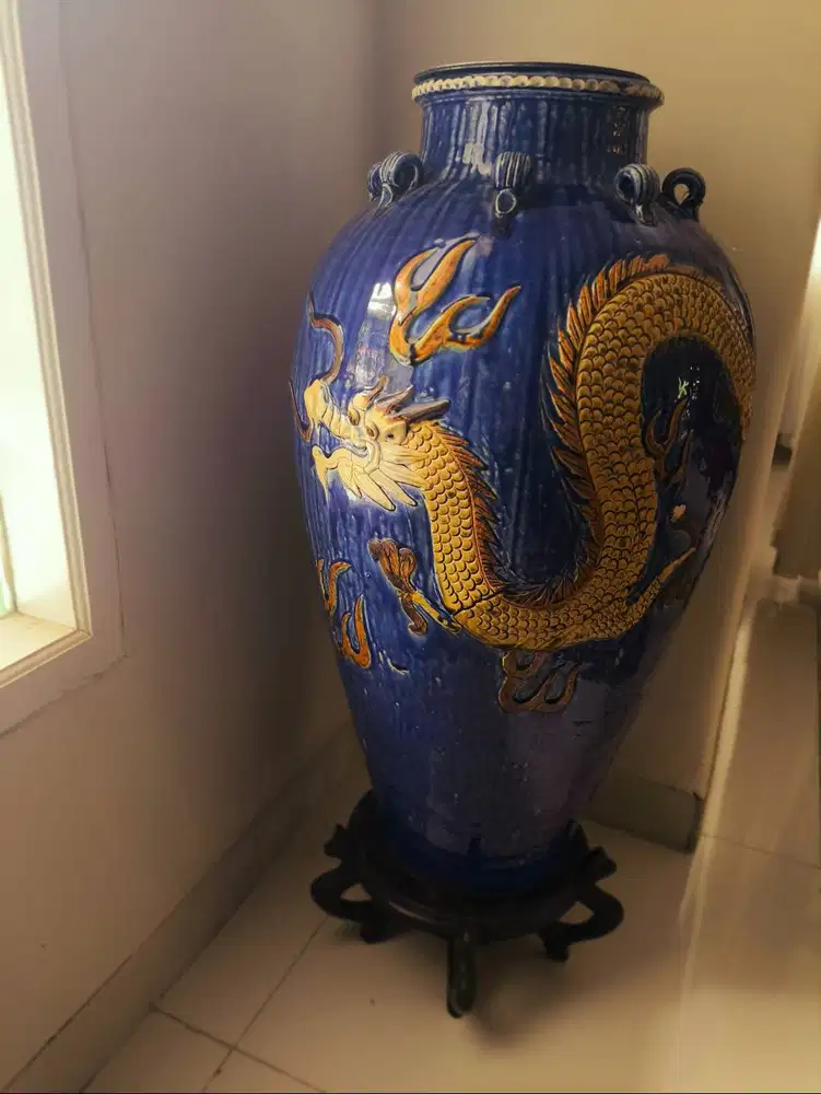 Guci China Antik warna Biru dan Hijau