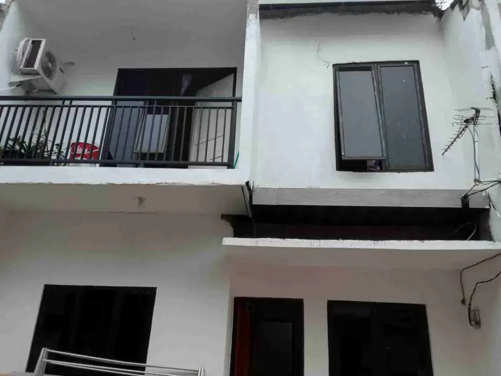 gadai 150jt setahun omset 6jt 4 kamar kos kosan