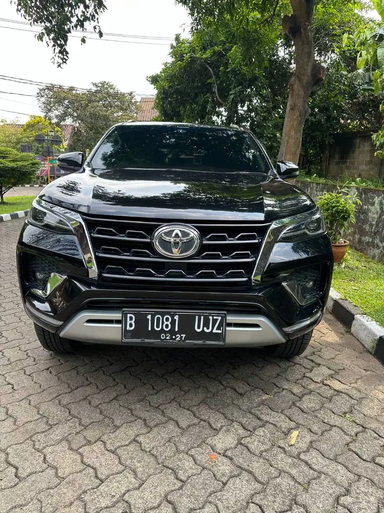 TOYOTA FORTUNER G 2.4 AT 2022 ISTIMEWA