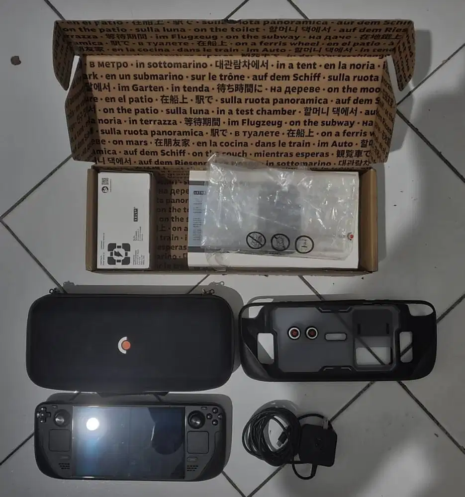 Valve Steam Deck OLED 512GB (Handheld Gaming Console, Konsol Game)