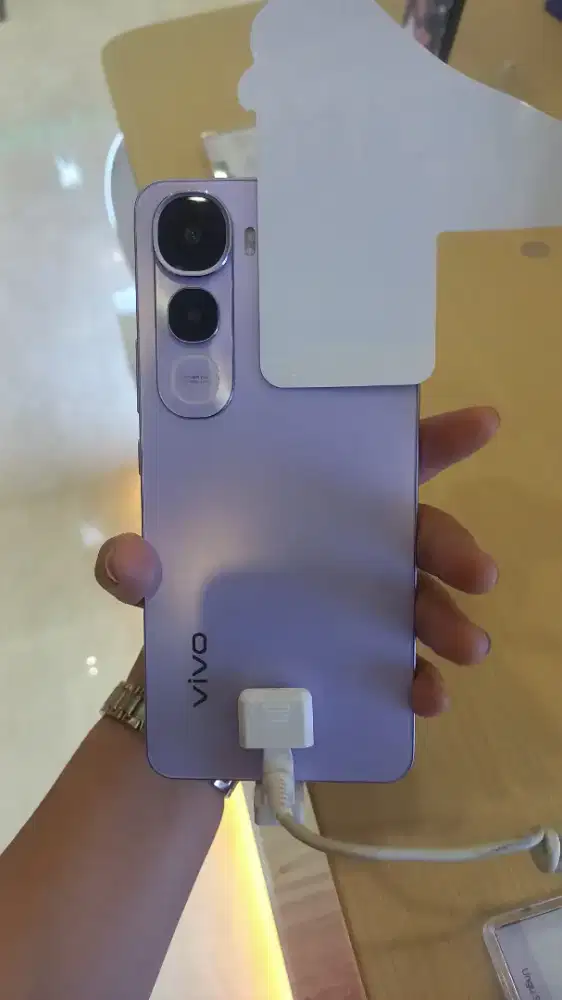 Hp ViVO Y400 16GB/128GB,16GB/25Gb