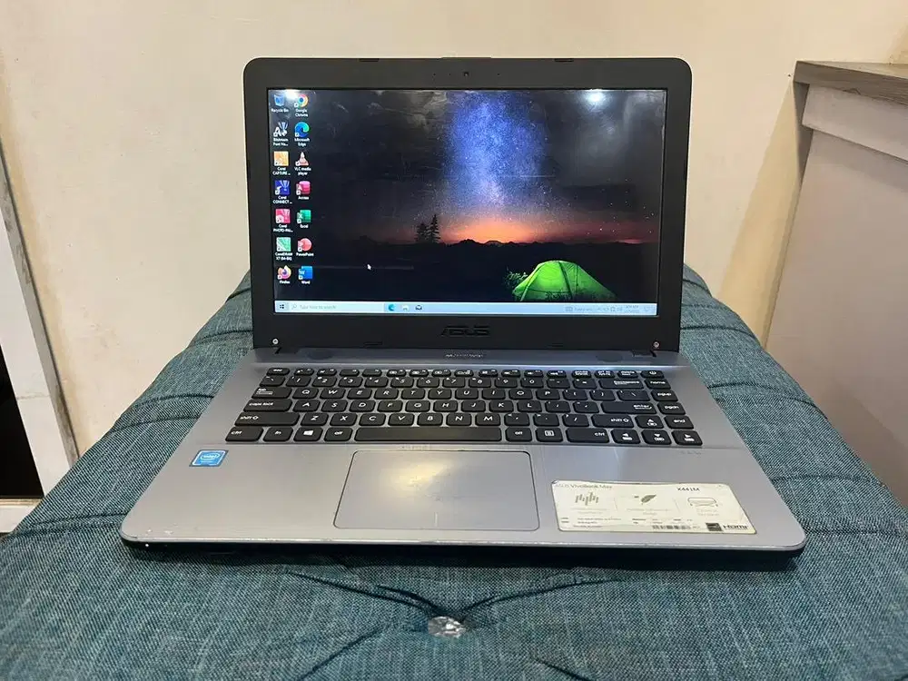 Laptop Asus X441M (second). 2 juta normal dan bergaransi
