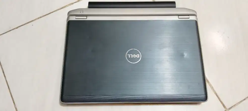 Laptop dell latitude e6220 core i7 gen 2 ram 8gb HDD 1tb windows 10