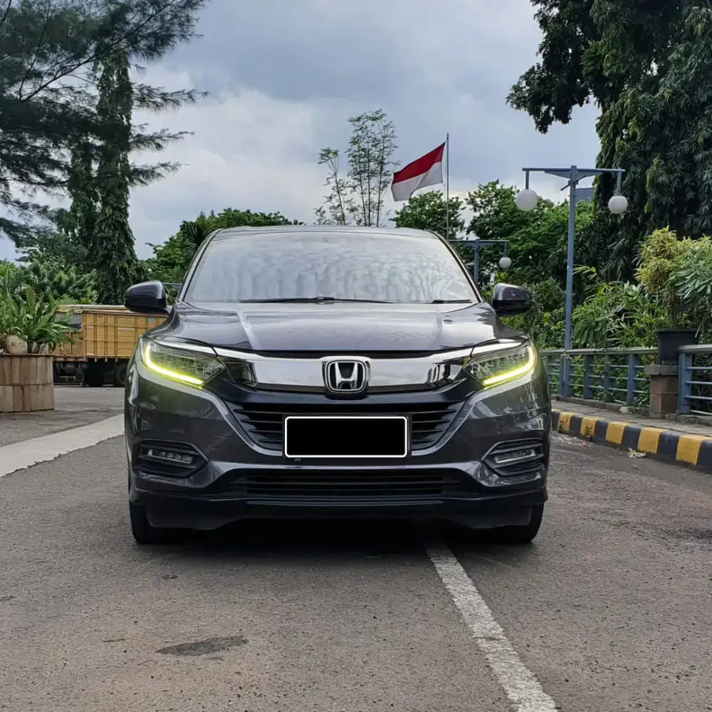 ‼️LOW KM 41RIBU‼️
HONDA HR-V 1.5 E SPECIAL EDITION CVT TH 2020 HRV