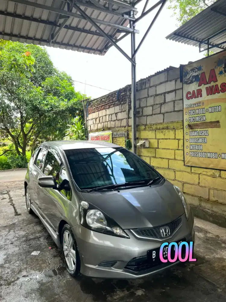 Dijual honda jazz rs 2009 matik