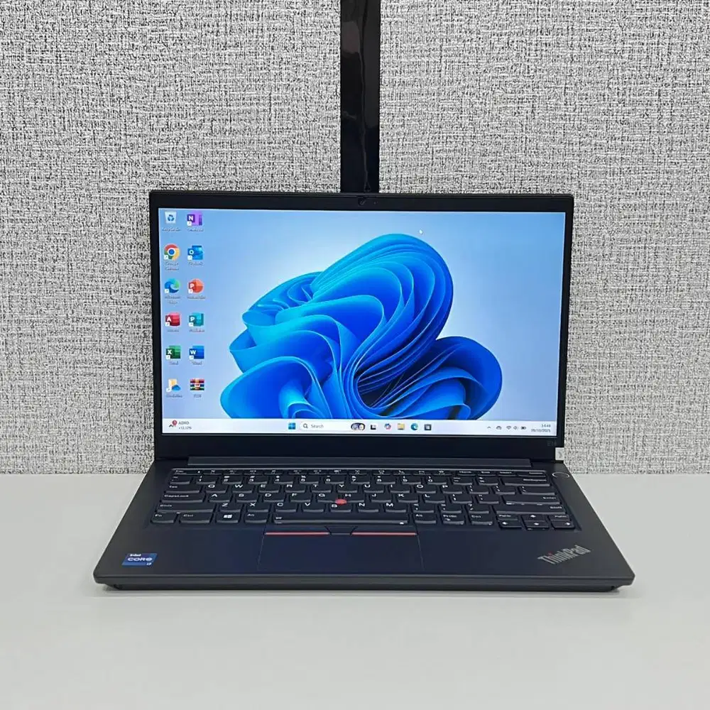[READY] Lenovo Thinkpad E14 | Core i7 Gen 11 1165G7 | Iris Xe Graphics
