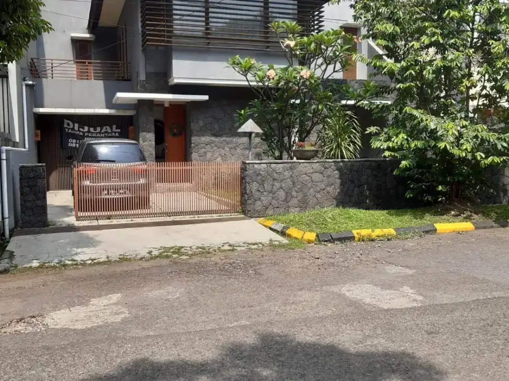 Turun Harga ! Rumah Mewah Siap Huni Di Batununggal Lokasi Favorit Cocok Untuk Hunian