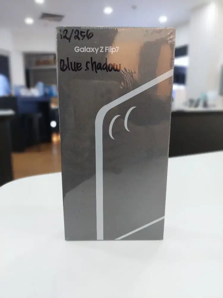 SAMSUNG Z FLIP 7 NEW SEGEL