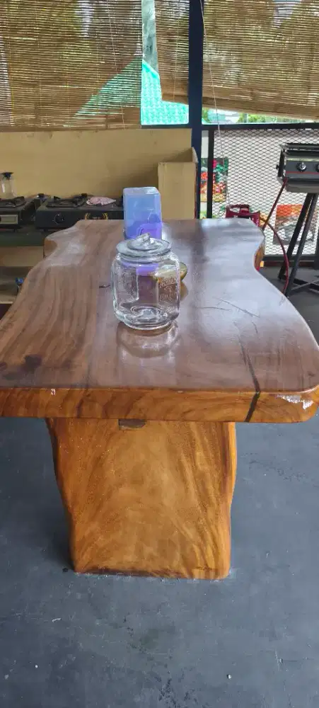 Dijual cepat Meja Kayu Trembesi untuk kerja