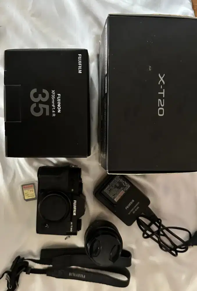 Fuji film x t20 dan lensa