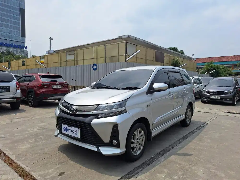 Pajak Panjang - Toyota Avanza 1.3 Veloz Bensin-AT 2019