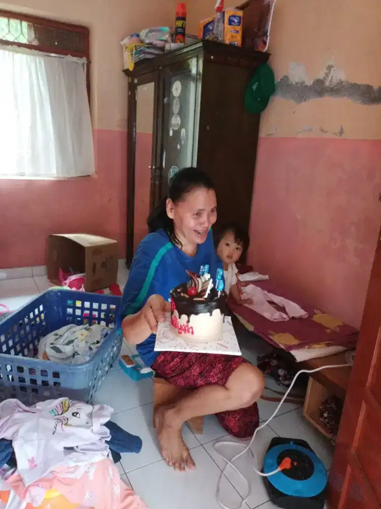 Diperlukan Asisten Rumah Tangga Harian