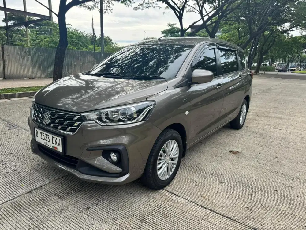 Suzuki Ertiga GL Automatic 2023 Grey