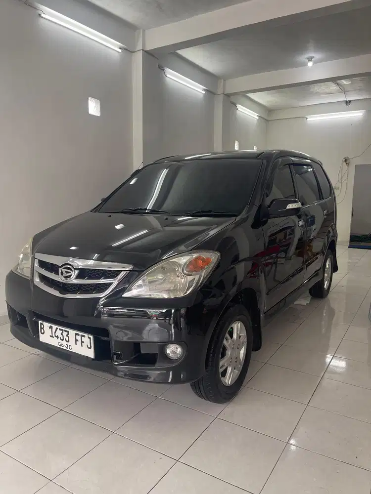 Daihatsu Xenia 2010 Bensin