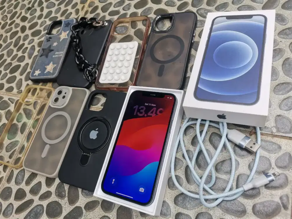 Iphone 12 64gb resmi ibox (Digimap, Blibli)