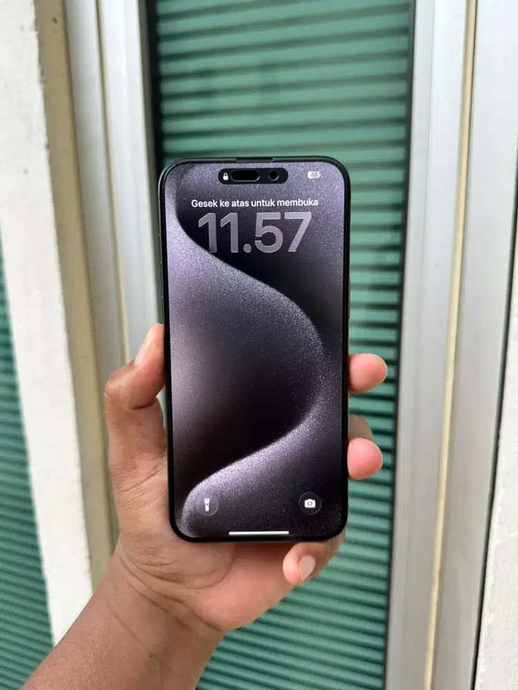 iPhone 15 Pro Max 256GB Esim Only ( WiFi Only ) Mulus + Bonus Banyak