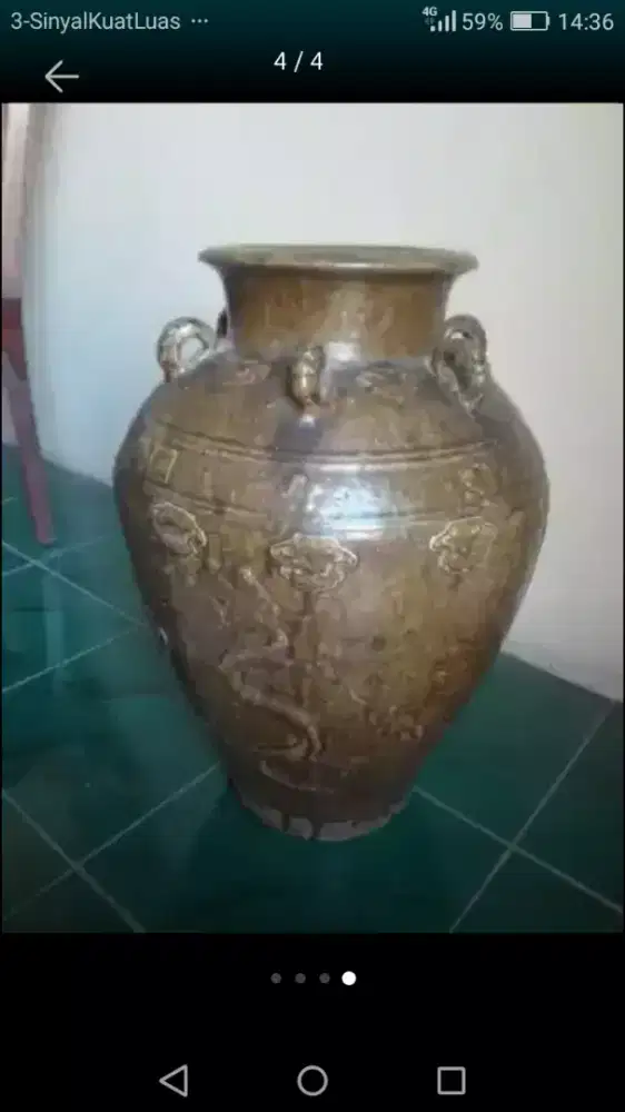 Guci China Kuno Coklat Besar Utuh.