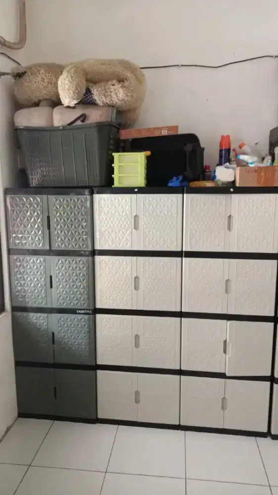 Lemari Tabitha 4 susun