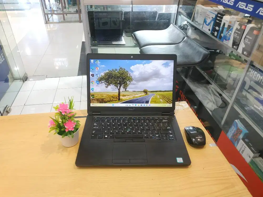 DIJUAL LAPTOP DELL LATITUDE 5490 CORE i7 GEN 8 RAM 8GB SSD 256GB