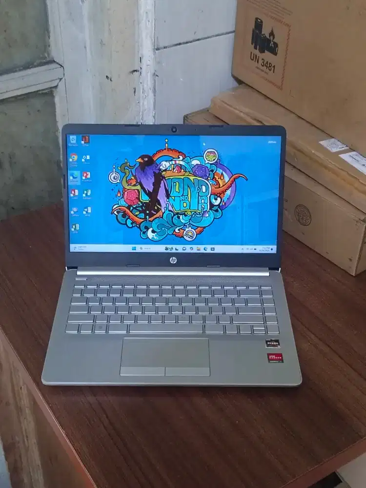 Di jual cepat Laptop HP 14-dk1xxx Ryzen 3 3250U