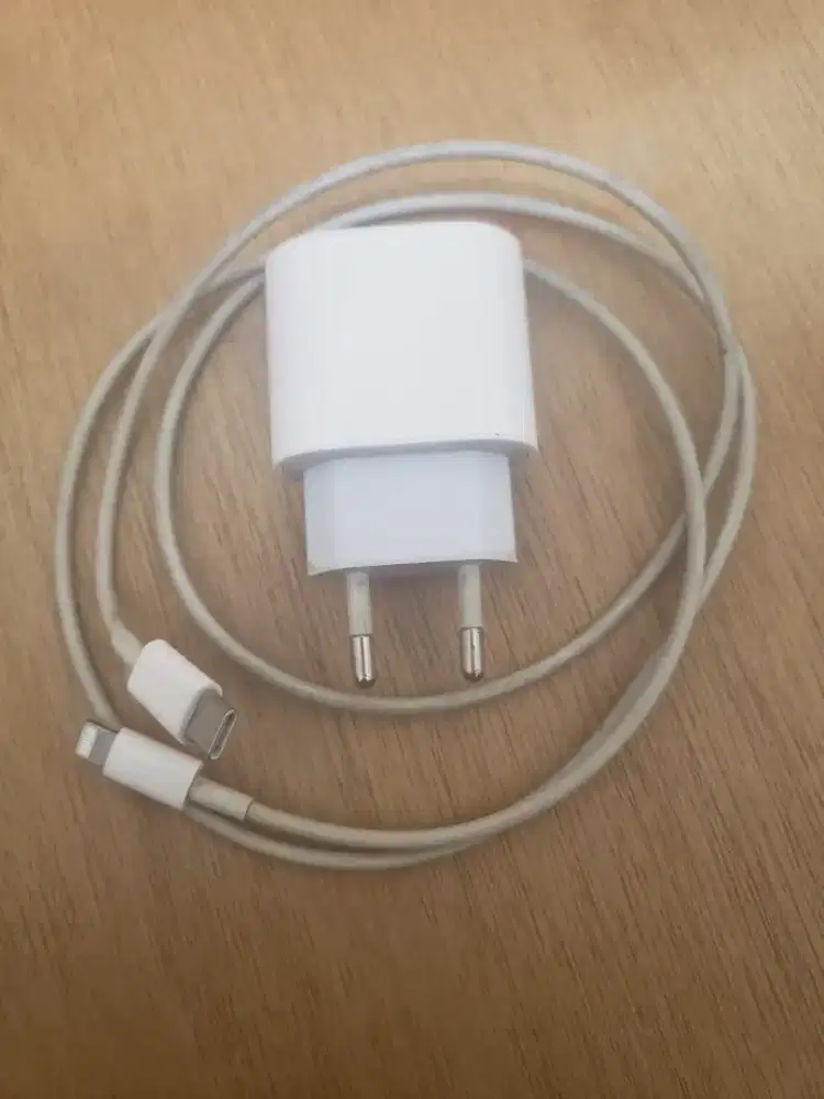 Charger original iphone type c to lightning