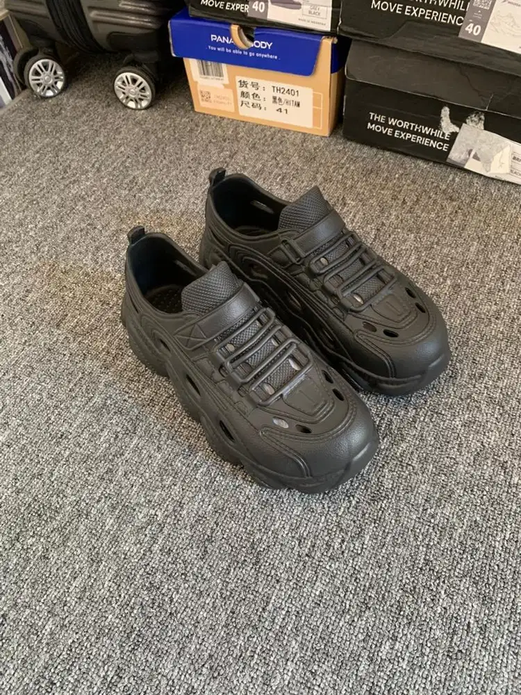 Jual Sepat Sandal Pria Wanita Baru Preloved Bekas Sample Konten