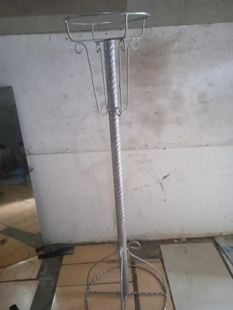 Dijual Pot bunga besi