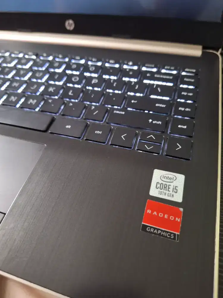 Bismillah dijual laptop hp14 slim core i5 ram 8gb ssd nvme512gb