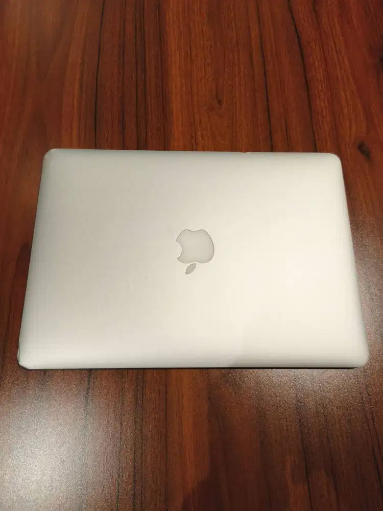 Macbook Air 13 inch 2015 High spec!