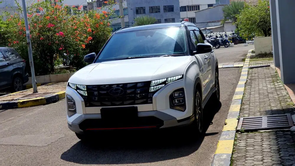 Hyundai creta prime 2022 sunroof putih