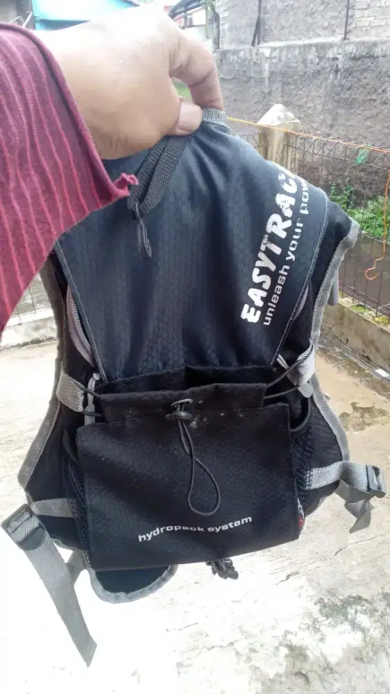Hydropack / back pack