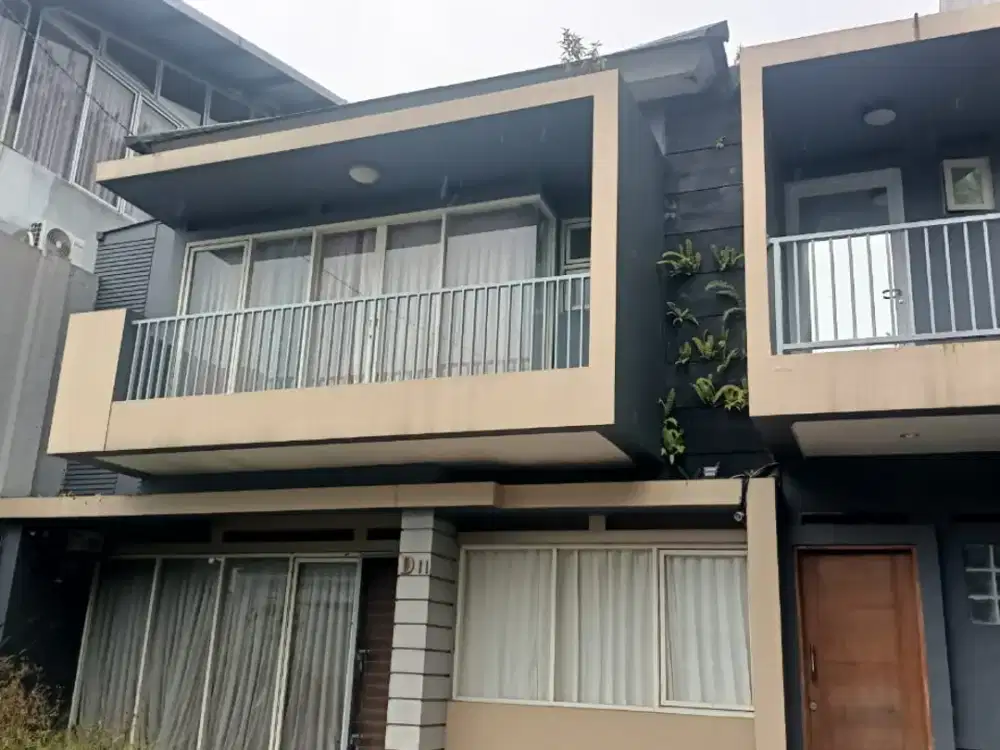 DISEWAKAN RUMAH SIAP HUNI LOKASI FAVORIT LINGKUNGAN ASRI DAGO PAKAR BANDUNG