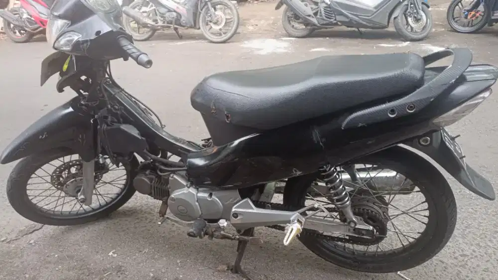 Honda karisma tahun 2002