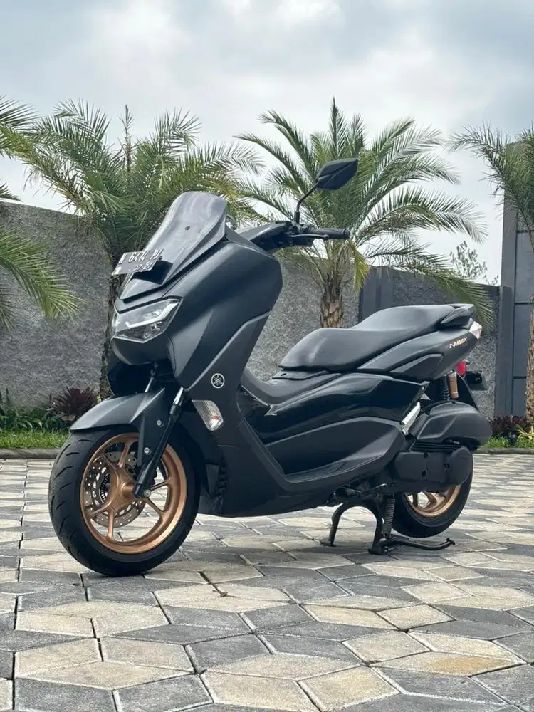 Yamaha NMax 155 VVA 2022 Hitam Doff Odo 10rb Koko Motor