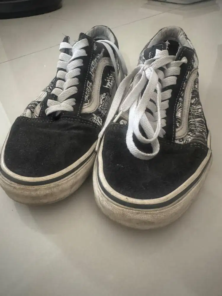 sepatu vans pria original