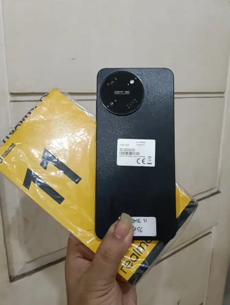 REALME 11 RAM: 8/256