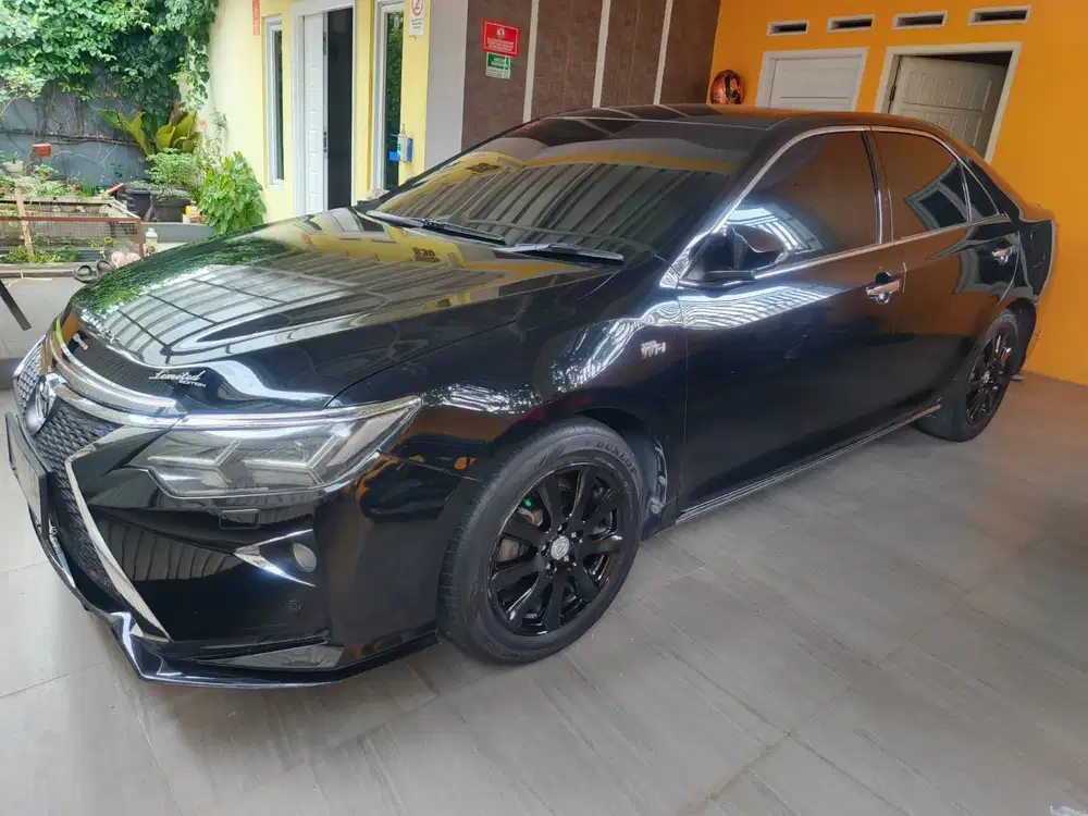 Toyota Camry 2012 Bensin