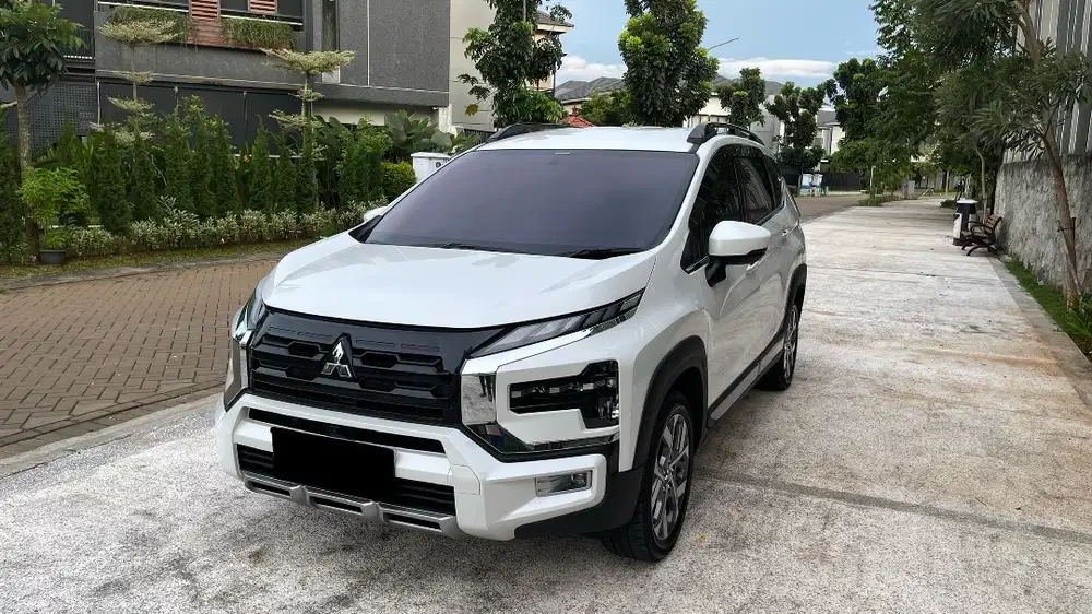 (CASH)Mitsubishi Xpander Cross Premium Package 1.5 CVT AT 2022 / 2023