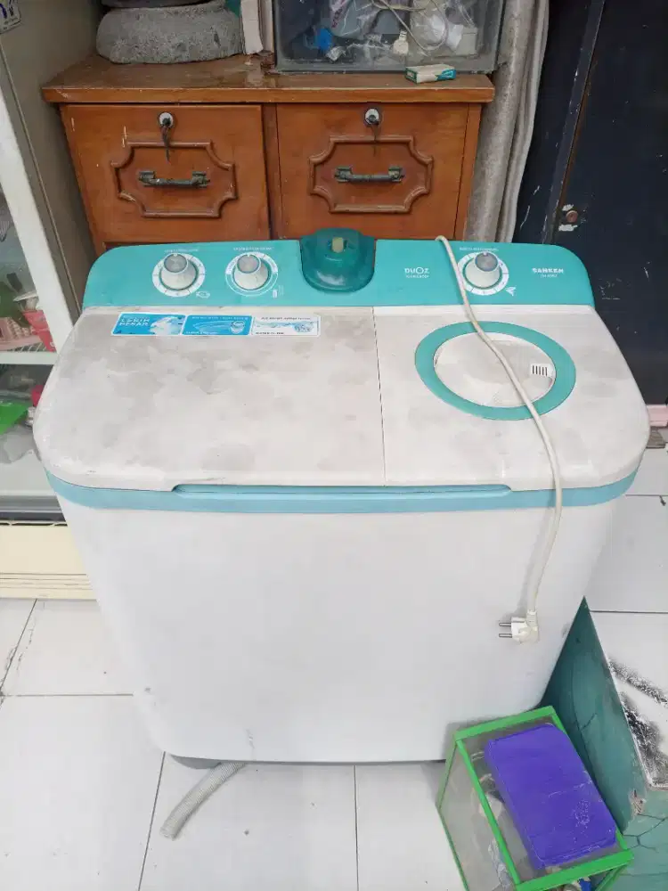 Mesin cuci 2 Tabung Sanken